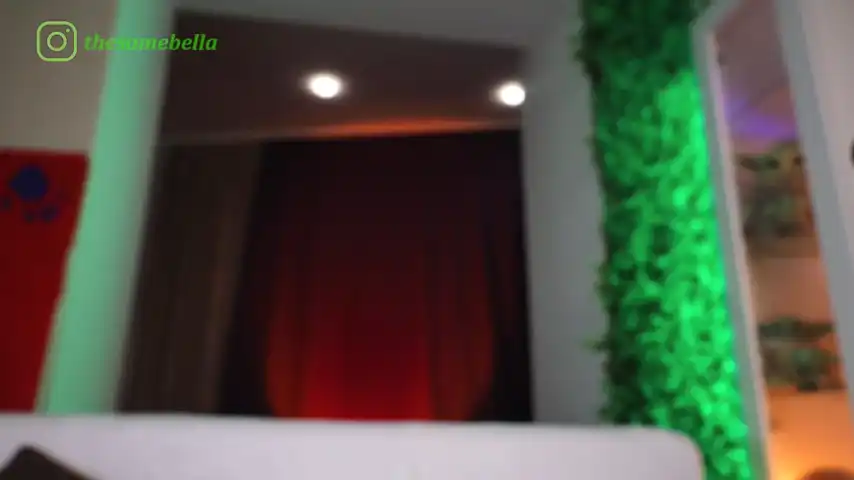 Izabellaone – Bongacams Live Show Record – 2026-04-19 23:18:18
