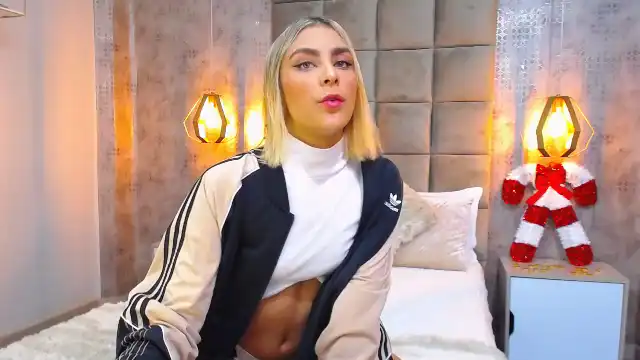Mia-brooklyn – Flirt4free Live Show Record – 2025-05-22 07:04:09