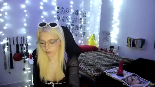 Annatame – Myfreecams Live Show Record – 2025-06-20 07:07:53