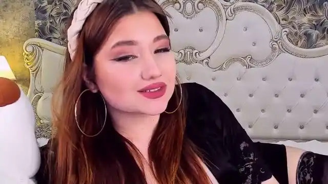 Dakota-paris – Flirt4free Live Show Record – 2025-11-18 03:01:50