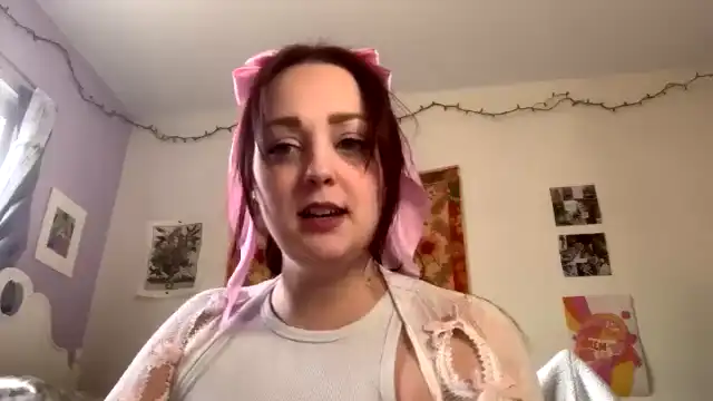 Lucysky – Myfreecams Live Show Record – 2025-10-17 23:43:36