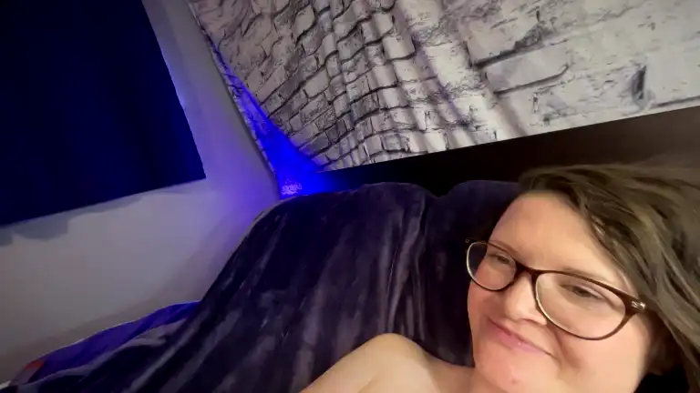 Honeypuppy – Streamate Live Show Record – 2025-11-21 07:27:31