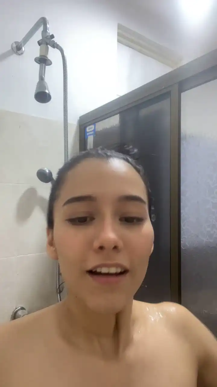 Deisywest – Xlovecam Live Show Record – 2025-04-28 20:53:25