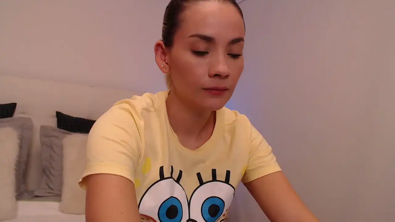 Amyli – Myfreecams Live Show Record – 2026-05-02 01:17:37
