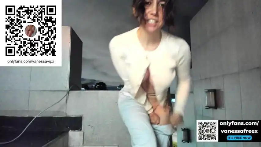 Vanandjuani – Chaturbate Live Show Record – 2026-04-09 15:38:59