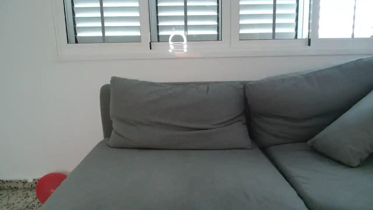 Babybutterfly – Amateur.tv Live Show Record – 2025-12-14 06:51:25