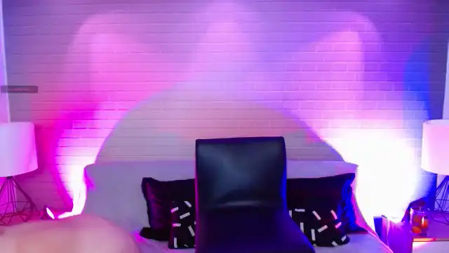 Lyzsmith – Myfreecams Live Show Record – 2026-04-19 21:11:48
