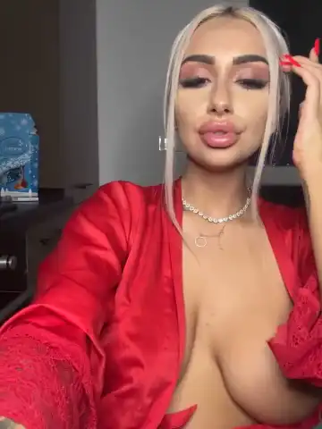 Goldenamber – Stripchat Live Show Record – 2026-05-10 00:55:58
