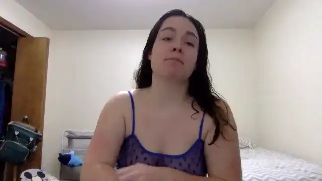 Snowbabe4 – Myfreecams Live Show Record – 2025-05-28 09:03:02