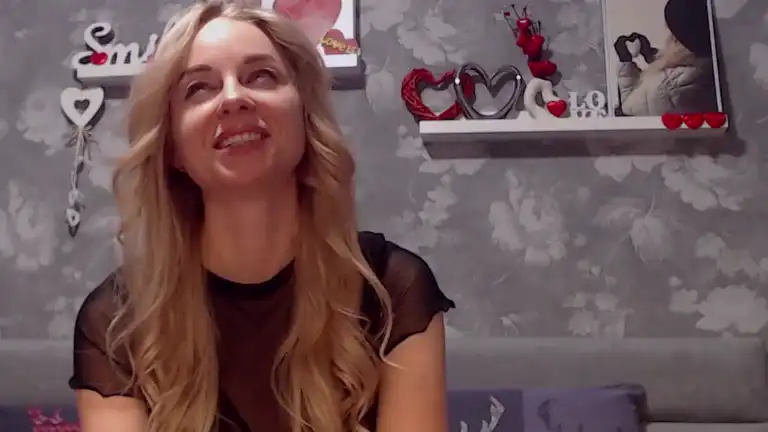 Elliette – Streamate Live Show Record – 2025-07-08 00:58:00