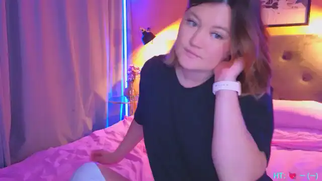 Fire_ice_emma – Myfreecams Live Show Record – 2025-01-22 18:59:02