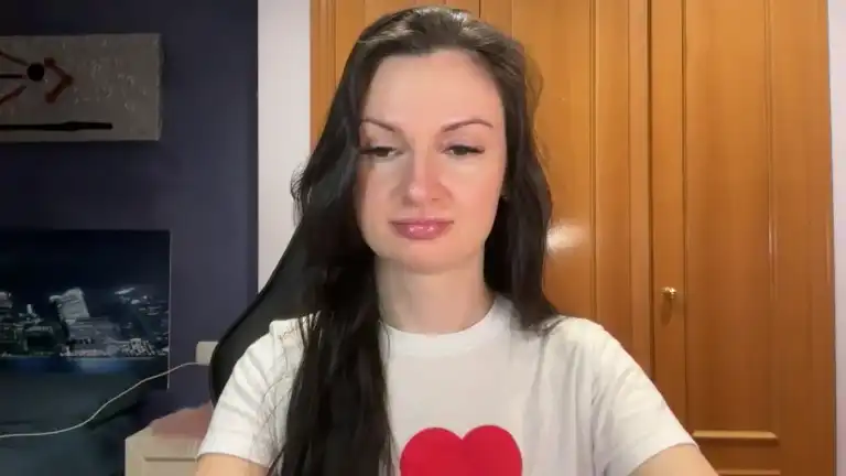 Gloriam – Streamate Live Show Record – 2025-02-04 16:53:34