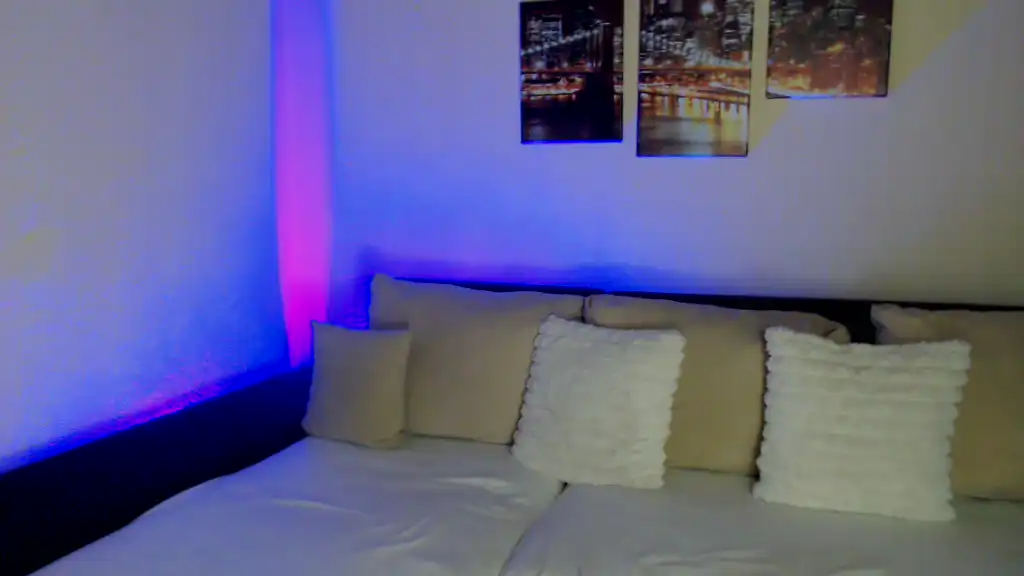 Cayenne_ – Showup Live Show Record – 2025-08-15 12:06:31