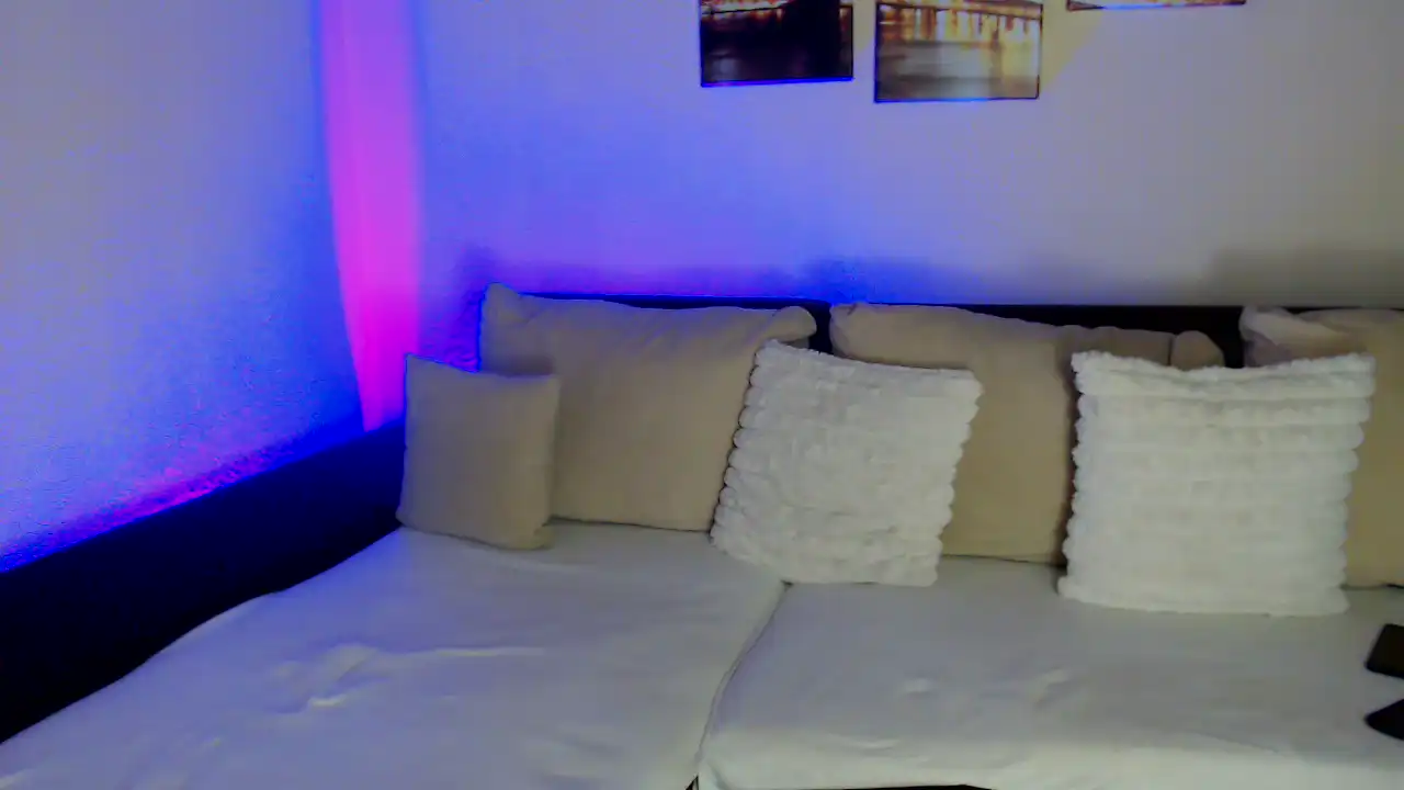 Cayenne_ – Showup Live Show Record – 2025-11-08 02:45:51