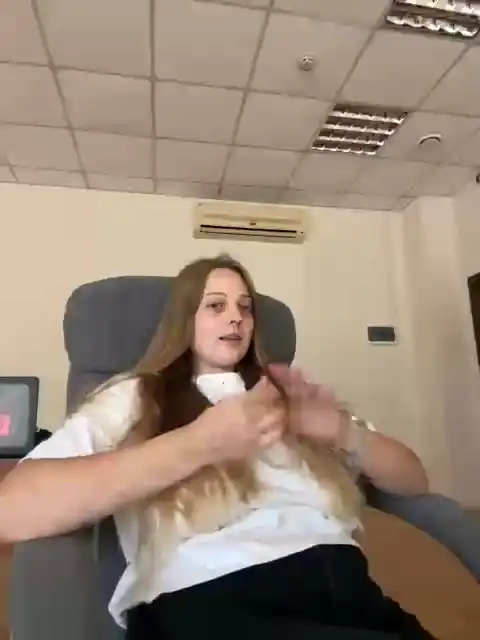 Maikeina – Xlovecam Live Show Record – 2026-06-28 14:53:45