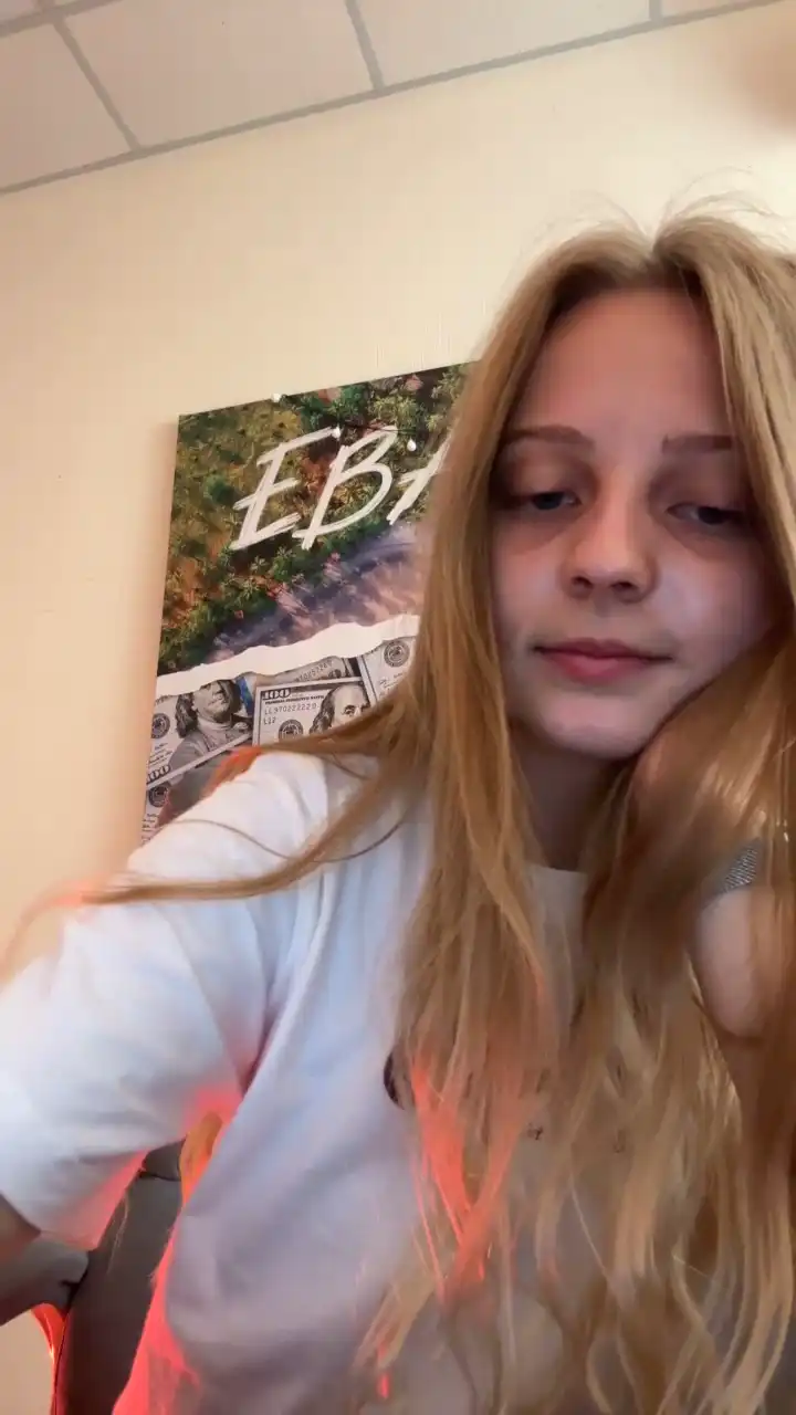 Maikeina – Xlovecam Live Show Record – 2026-03-26 12:35:18