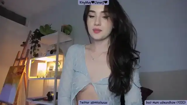 Issa_7 – Myfreecams Live Show Record – 2025-12-14 10:08:17
