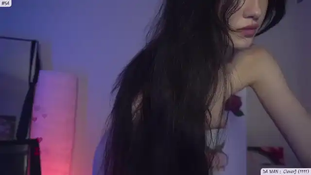 Issa_7 – Myfreecams Live Show Record – 2026-02-19 23:27:22