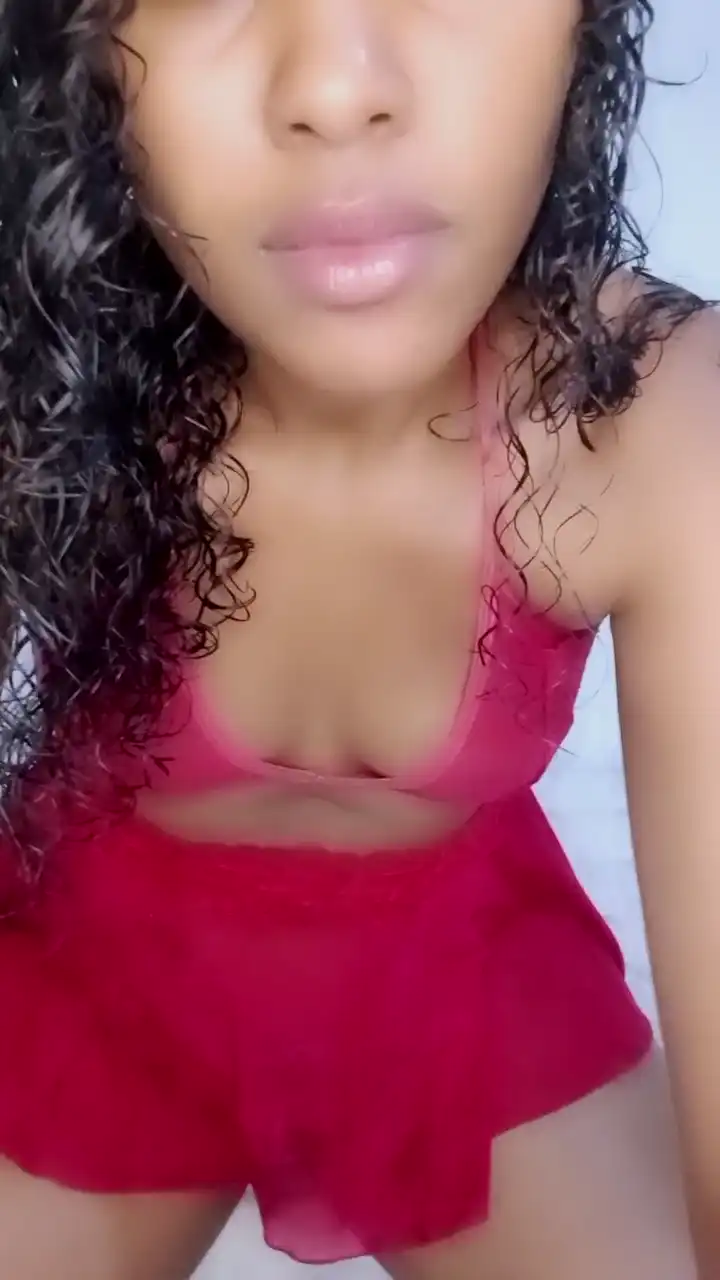 Amadorahot69 – Cam4 Live Show Record – 2025-10-02 16:27:29