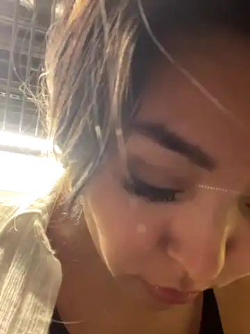 Hot4utonight2 – Stripchat Live Show Record – 2025-10-31 07:08:11