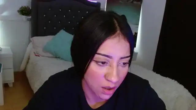 Valeriehang – Xlovecam Live Show Record – 2025-01-13 09:49:27