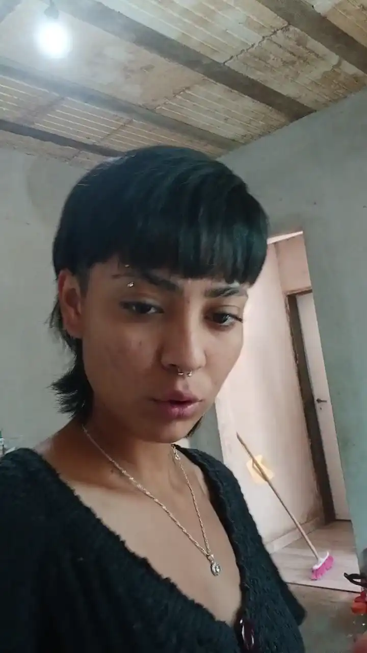 Lorenatuamor – Cam4 Live Show Record – 2025-08-08 22:29:11