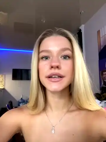 Jessislove – Stripchat Live Show Record – 2025-05-17 04:56:19