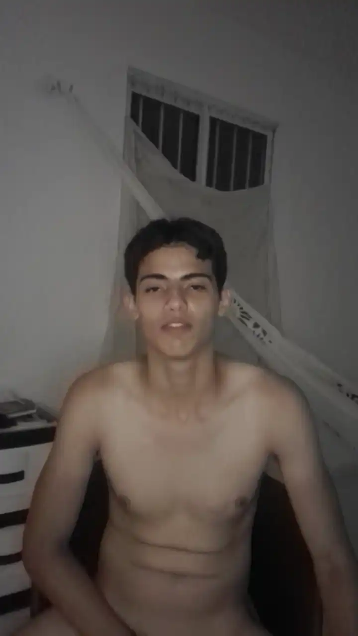 Nathanaelvieira – Cam4 Live Show Record – 2025-03-05 13:39:37