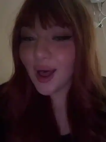 Lovelykyllie – Stripchat Live Show Record – 2025-10-30 20:15:29