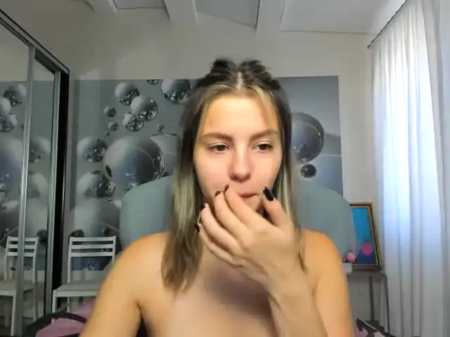 Nikitsa – Xlovecam Live Show Record – 2026-07-23 22:13:35