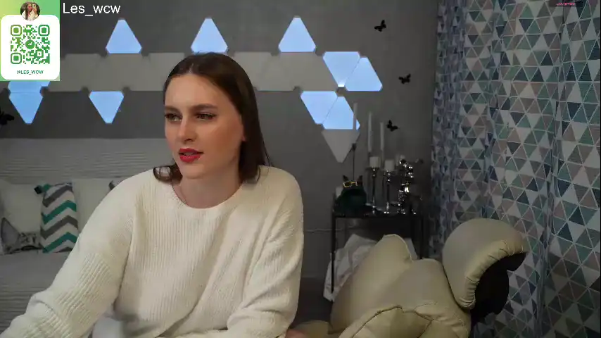 Lesliekorfs – Chaturbate Live Show Record – 2025-09-05 11:59:38