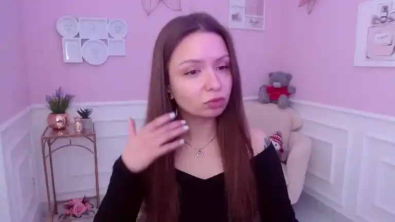 Lucyskiylar – Streamate Live Show Record – 2026-06-23 09:04:44