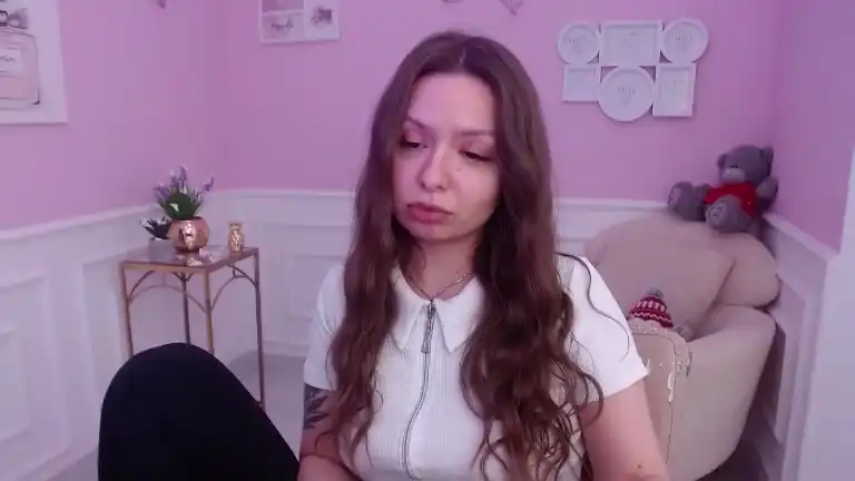 Lucyskiylar – Streamate Live Show Record – 2026-04-19 06:24:17