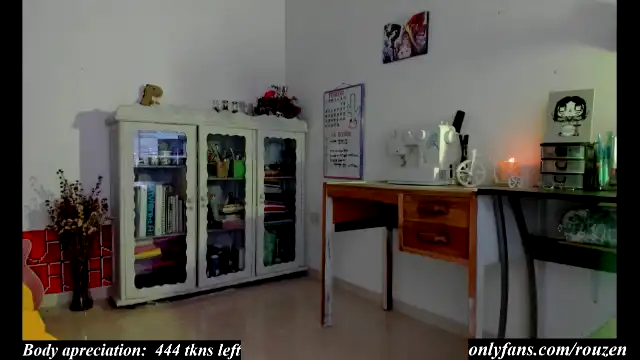 Reoko_ – Myfreecams Live Show Record – 2025-10-14 07:56:04