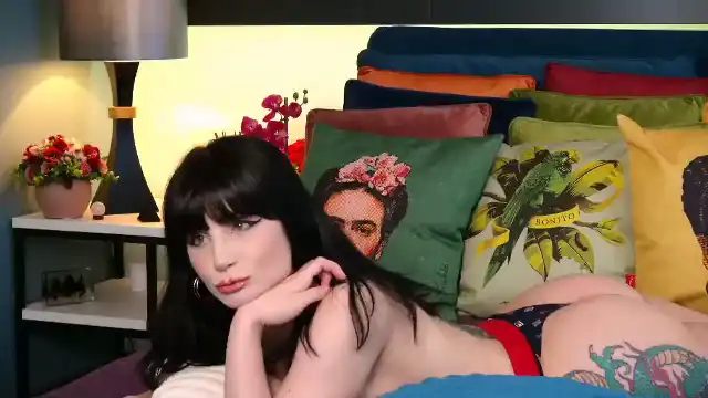 Sarah – Flirt4free Live Show Record – 2025-01-17 07:57:52