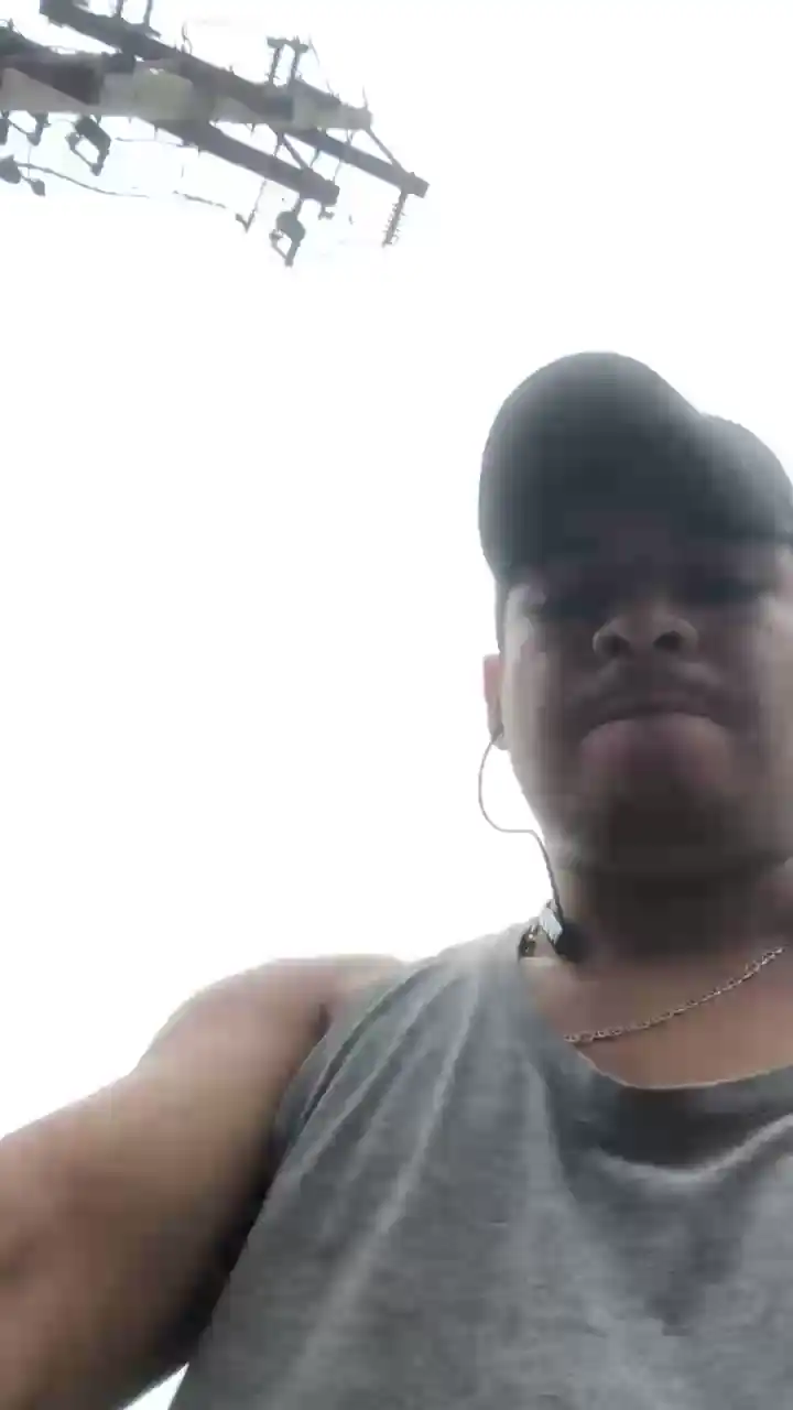 Dapehur – Cam4 Live Show Record – 2025-08-15 10:43:51