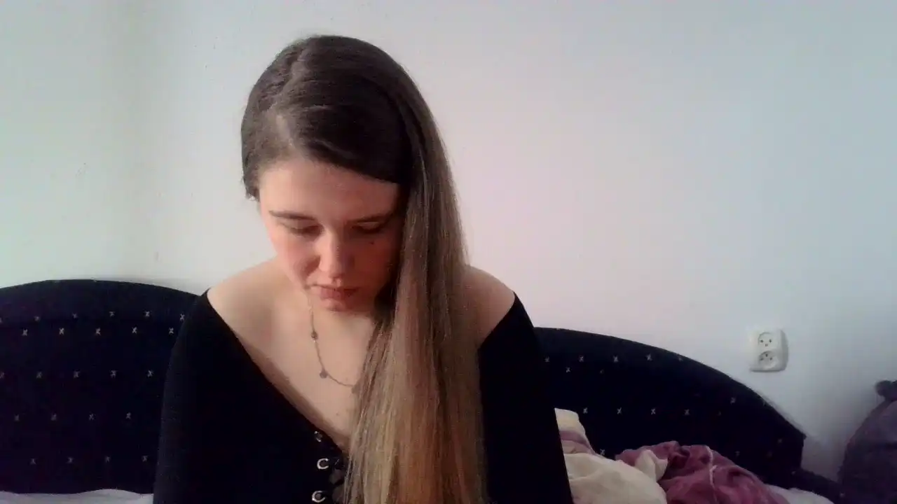 Podnieconaona19_ – Showup Live Show Record – 2025-03-05 15:17:58