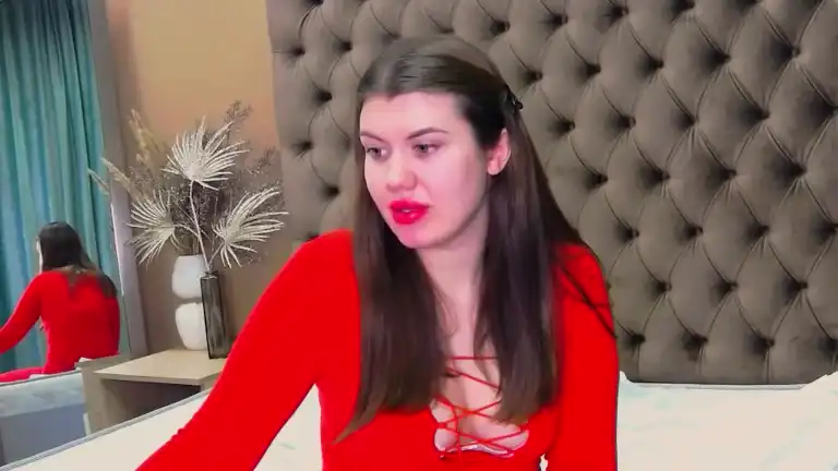 Kirstenne – Streamate Live Show Record – 2025-12-30 20:03:40