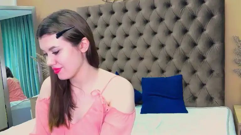 Kirstenne – Streamate Live Show Record – 2026-04-15 12:40:00