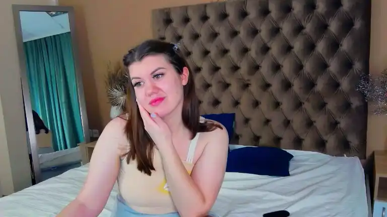 Kirstenne – Streamate Live Show Record – 2025-02-14 20:51:30