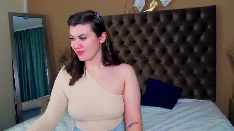 Kirstenne – Streamate Live Show Record – 2025-07-04 20:43:56