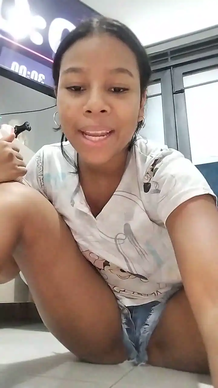 Sexyoung777 – Cam4 Live Show Record – 2026-07-21 21:42:28