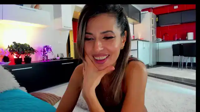 Smileytinaa – Myfreecams Live Show Record – 2026-01-07 05:34:05