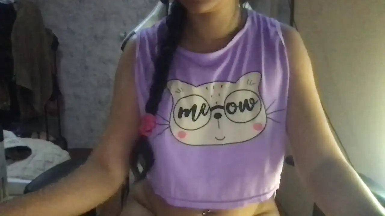 Giasexy_00 – Cam4 Live Show Record – 2025-02-17 09:31:10
