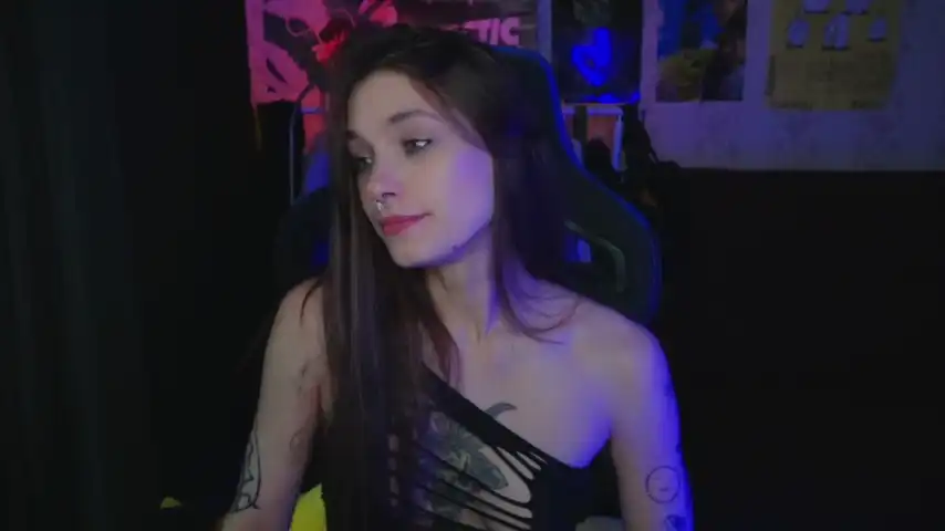 Kerrie_crystal – Stripchat Live Show Record – 2025-07-21 00:09:18