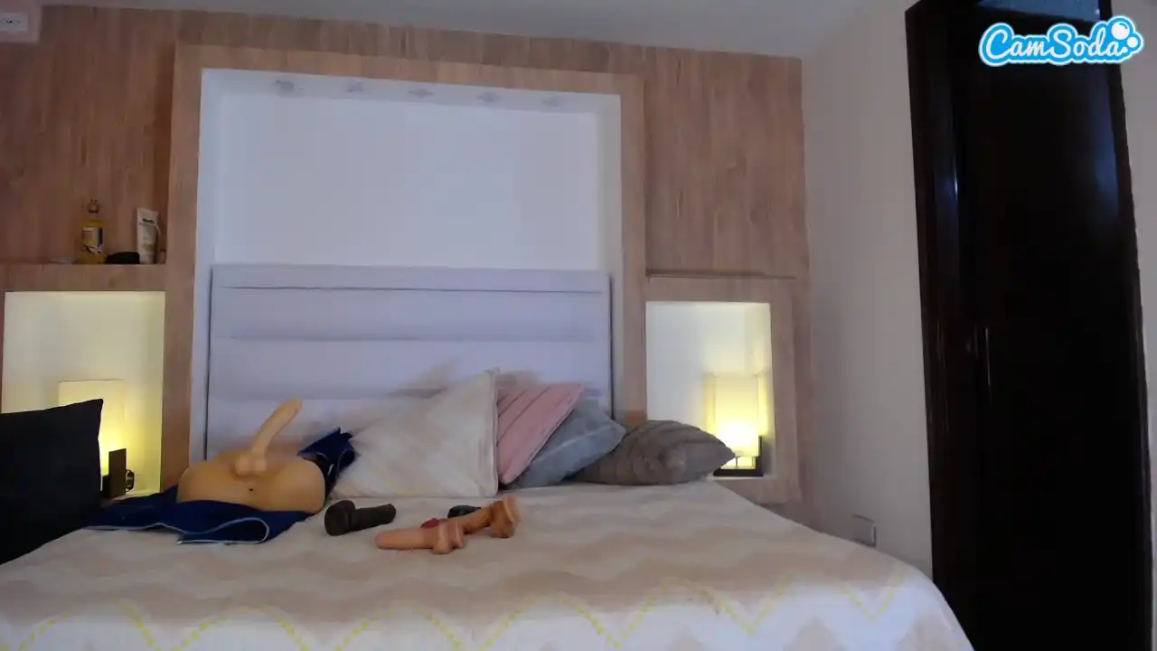 Veronica-garcia – Camsoda Live Show Record – 2025-02-17 21:46:25