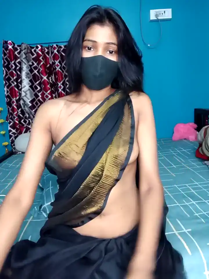 Triha_18 – Stripchat Live Show Record – 2026-04-29 18:20:16