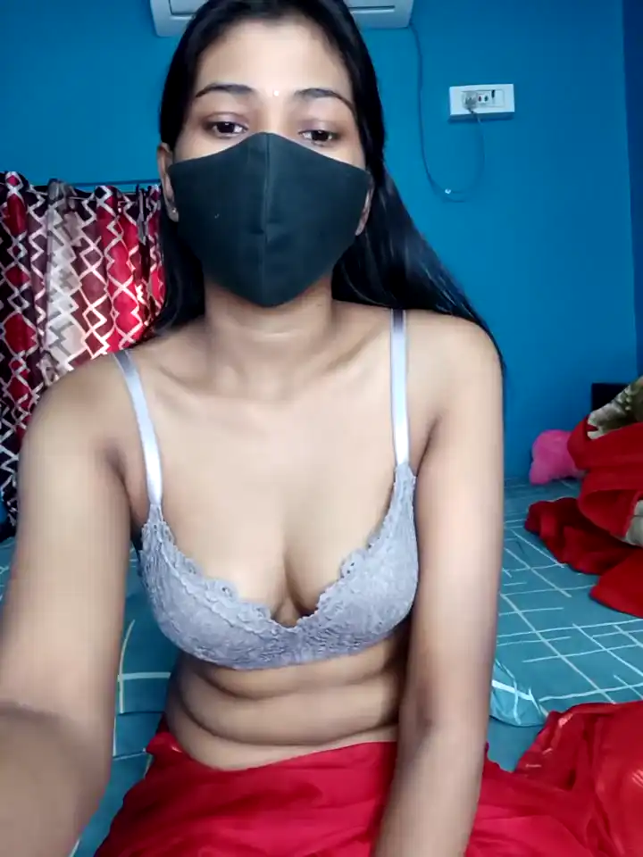Triha_18 – Stripchat Live Show Record – 2026-06-17 14:17:52