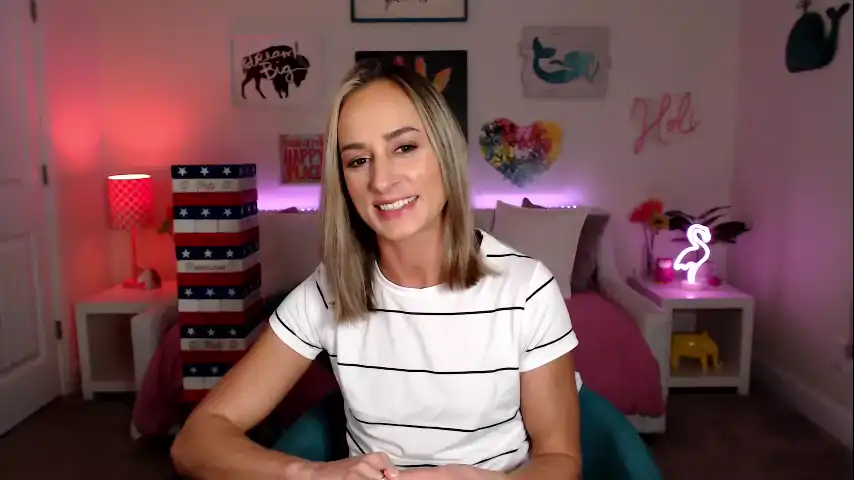 Holihurricane – Chaturbate Live Show Record – 2025-07-01 11:39:20