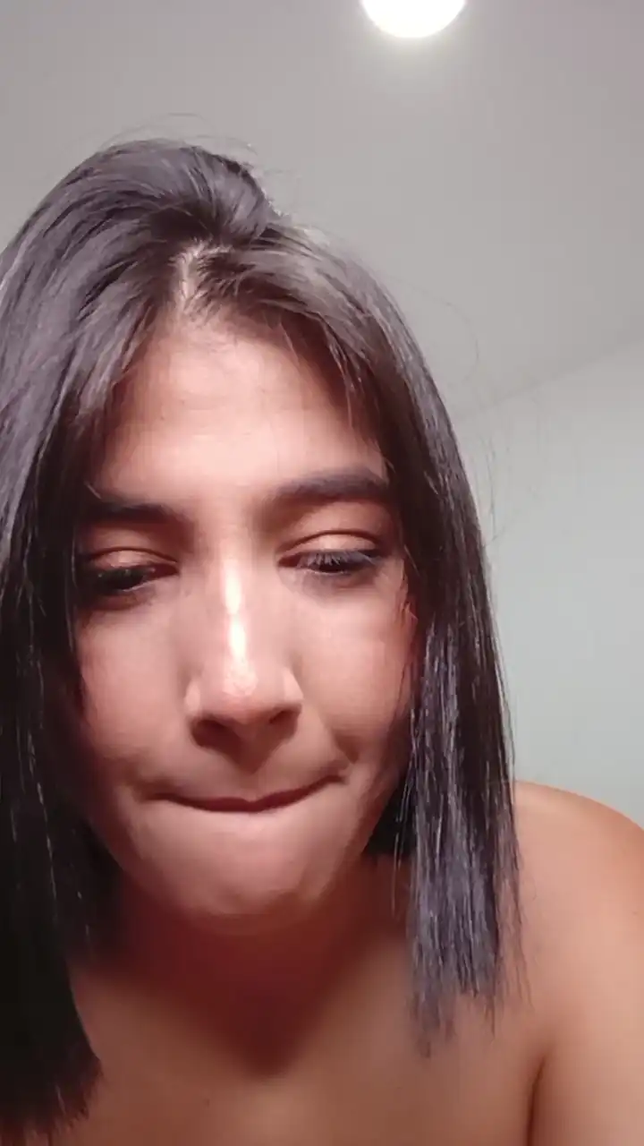 Bellanaye – Cam4 Live Show Record – 2025-09-21 15:33:02